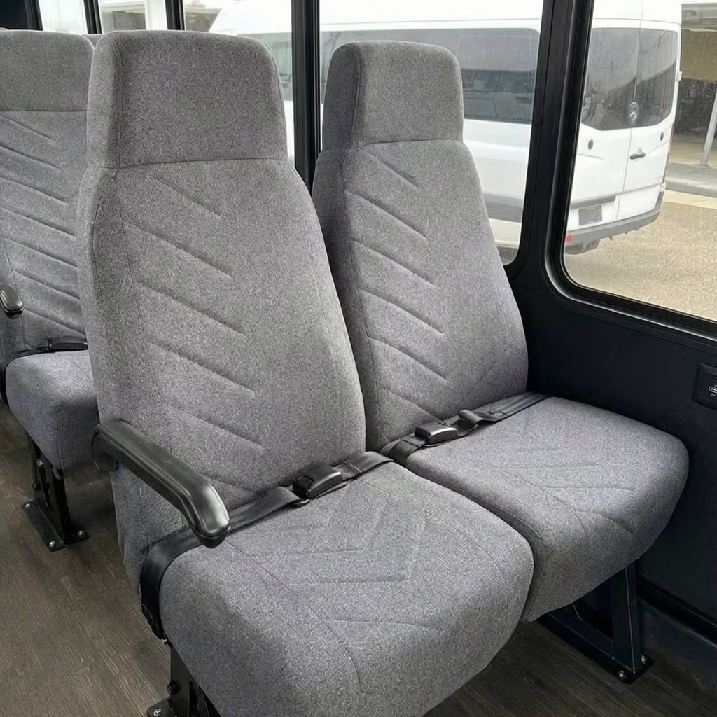 parkland 18 passenger minibus high back seats