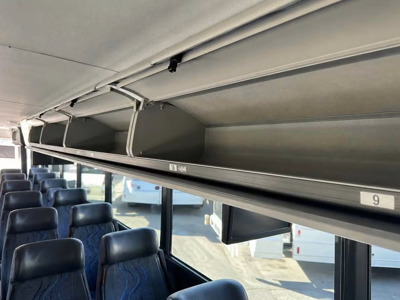 parkland 18 passenger minibus overhead storage