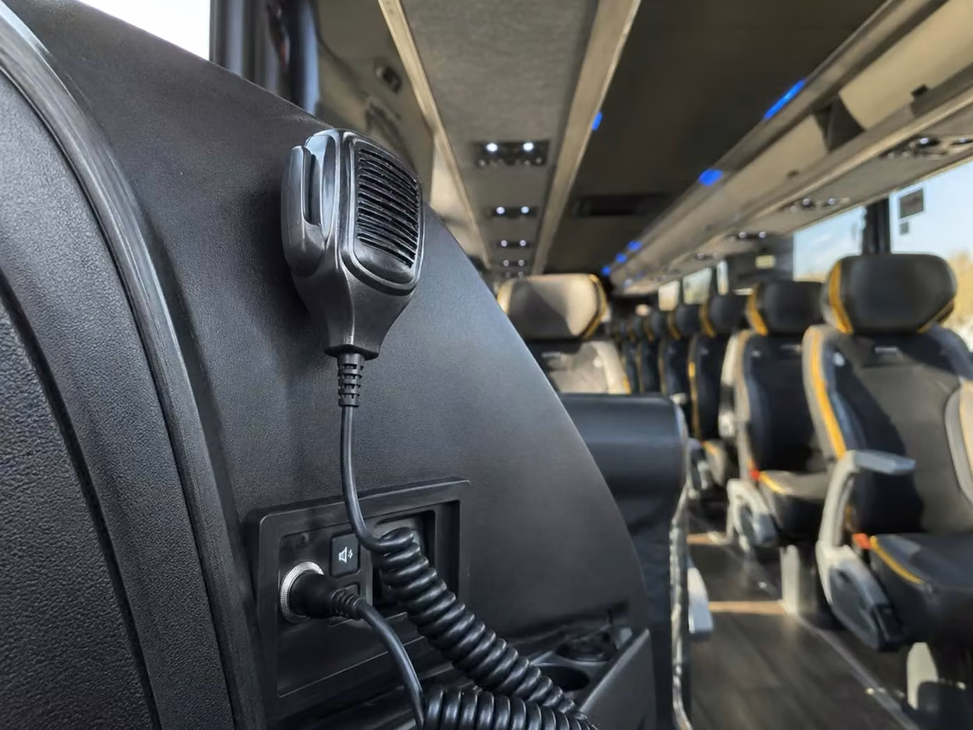 parkland 56 passenger charter bus pa system
