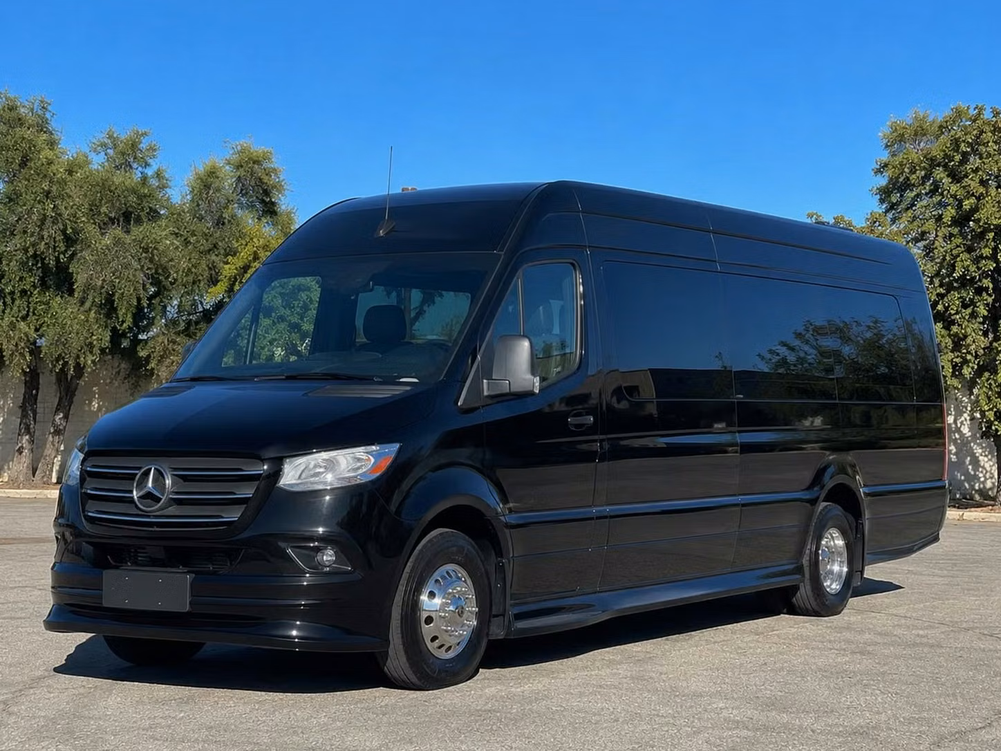 parkland charter buses minibuses party buses and sprinter vans in parkland