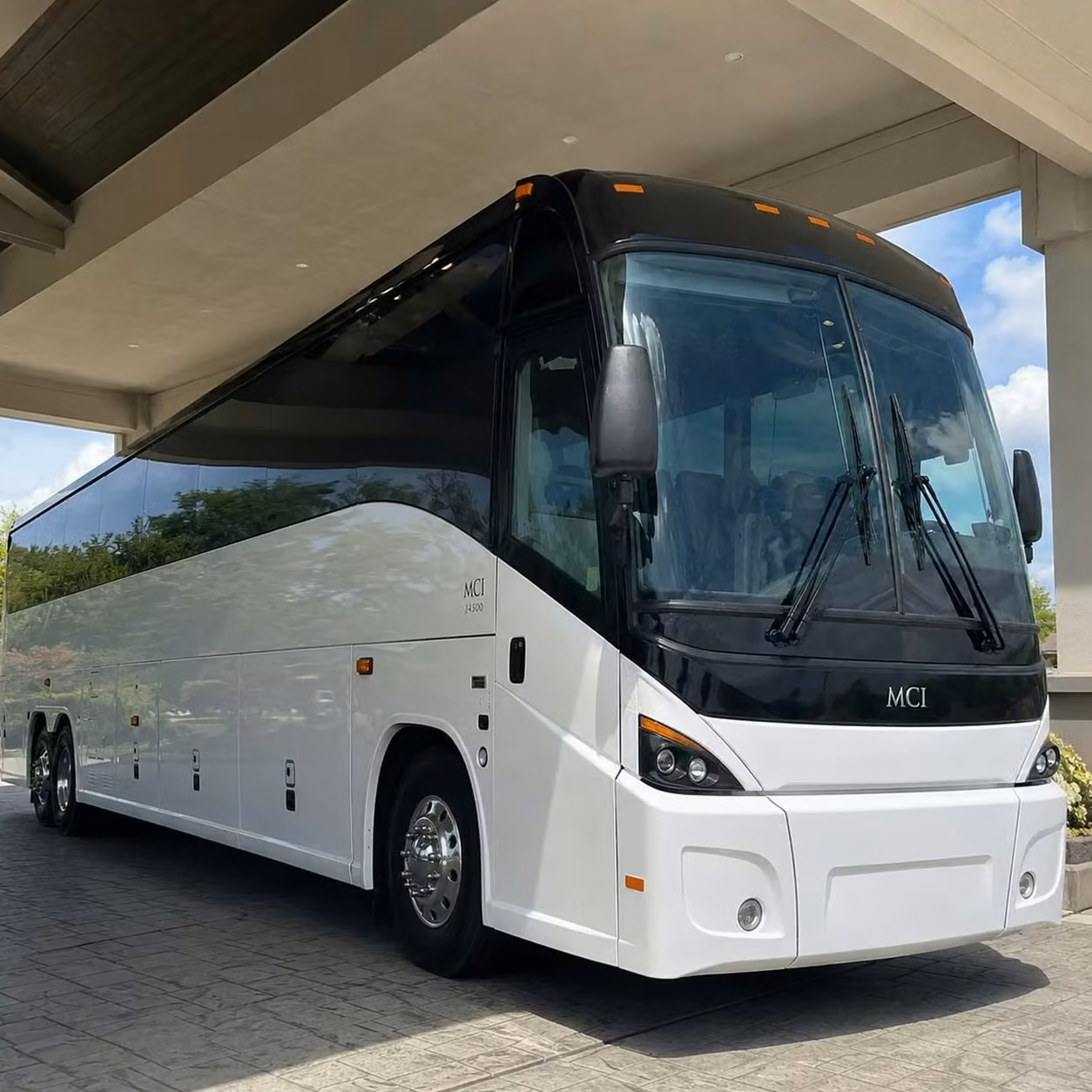 parkland discreet parkland government shuttle services for officials and agencies