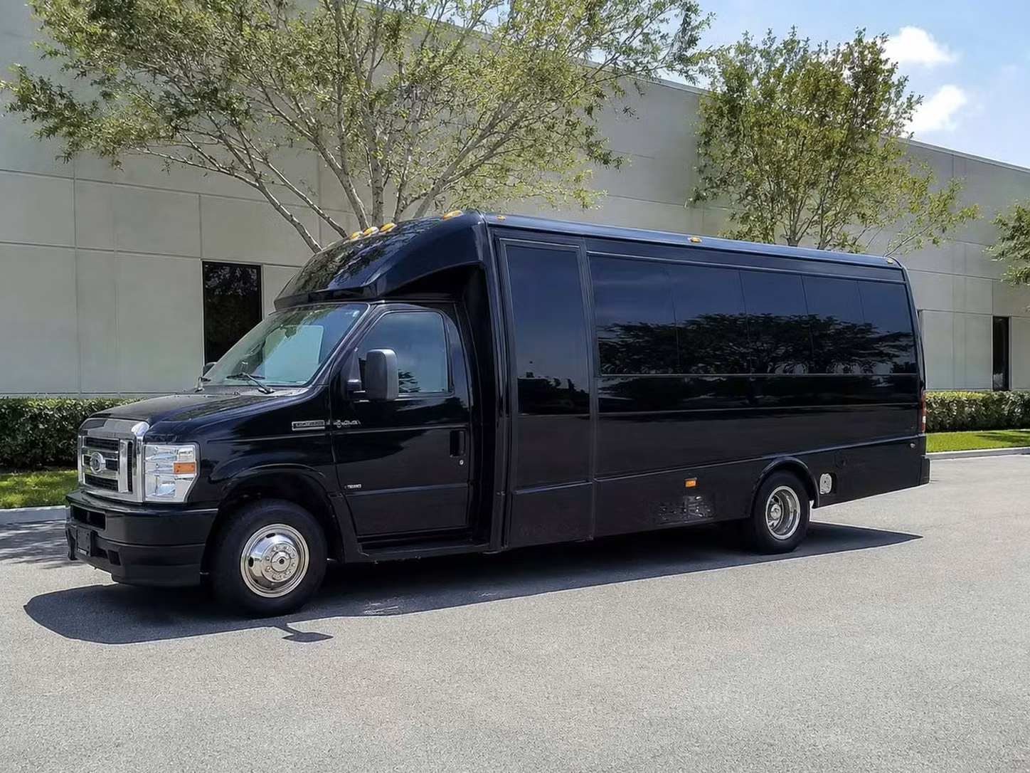 18 passenger minibus